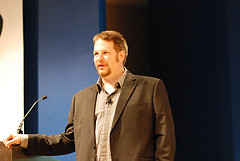 Chris Brogan at Gnomedex (Photo by turoczy, cc-by license)